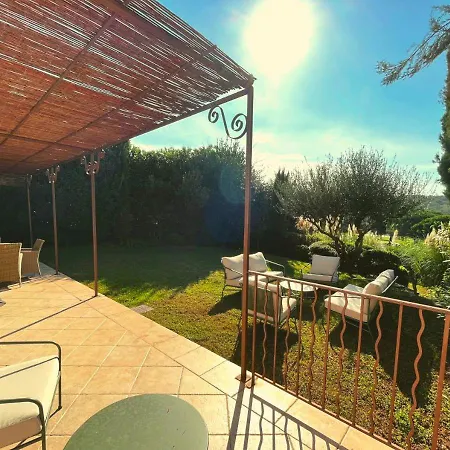Dom wakacyjny Maison Gigi - Golf Gassin - Piscine Tennis Fitness *